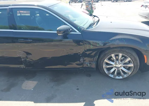 2016 Chrysler 300 Limited from USA, damaged, VIN 2C3CCARG7GH314121